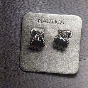 NWT Silver Nautica earrings